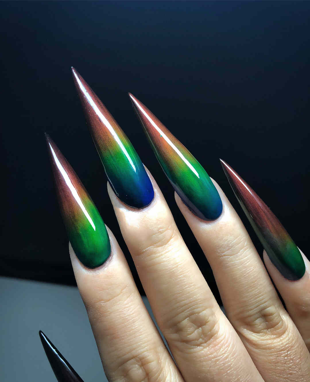 7 Thermochromic Ink and Mix Color Nails Art Designs 2