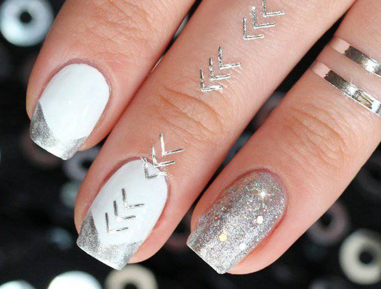 30 Amazing Nail Art Designs to Try 2018 img 7