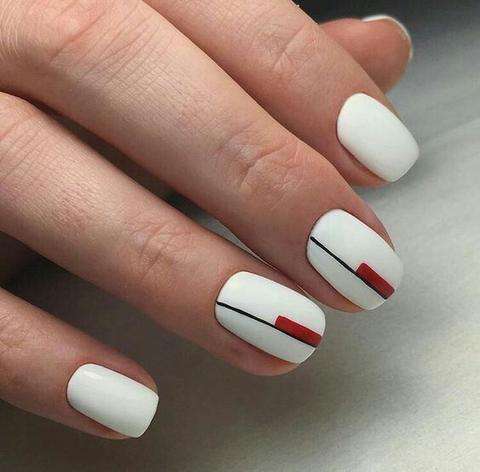 45 White Matte Nail Art Designs for 2018 img 41