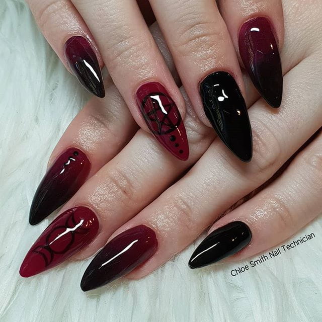 30 Cool and Easy Halloween nail art designs for Women img 9