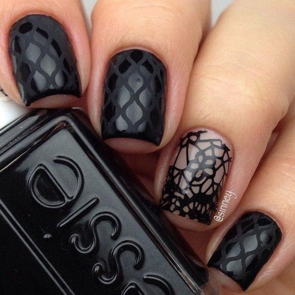 80 Incredible Black Nail Art Designs for Women and Girls img 11