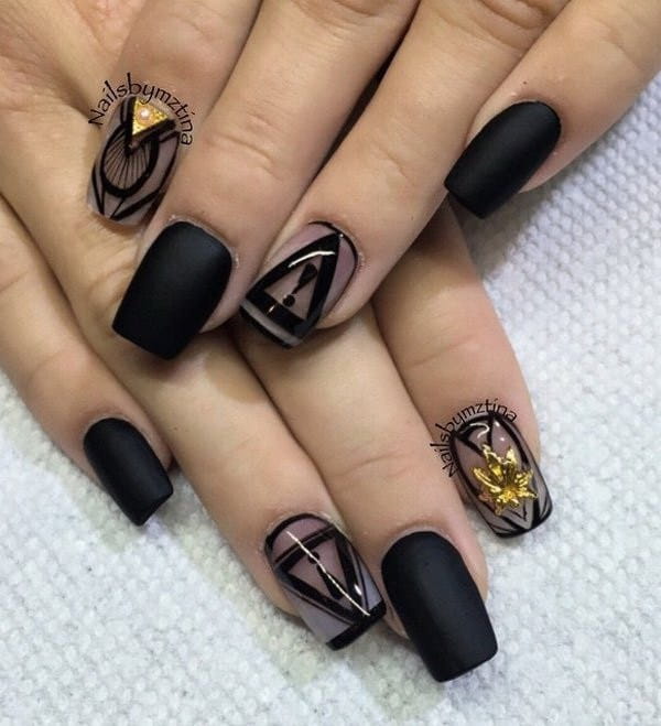 80 Incredible Black Nail Art Designs for Women and Girls img 16