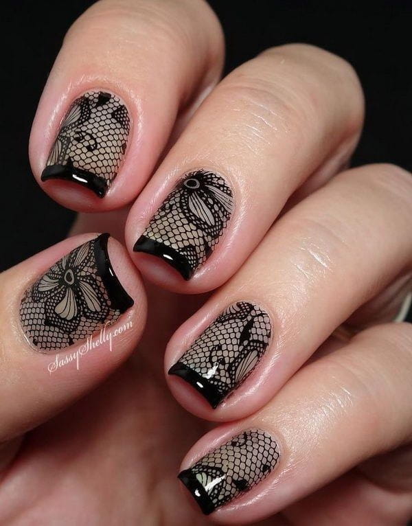 80 Incredible Black Nail Art Designs for Women and Girls img 17