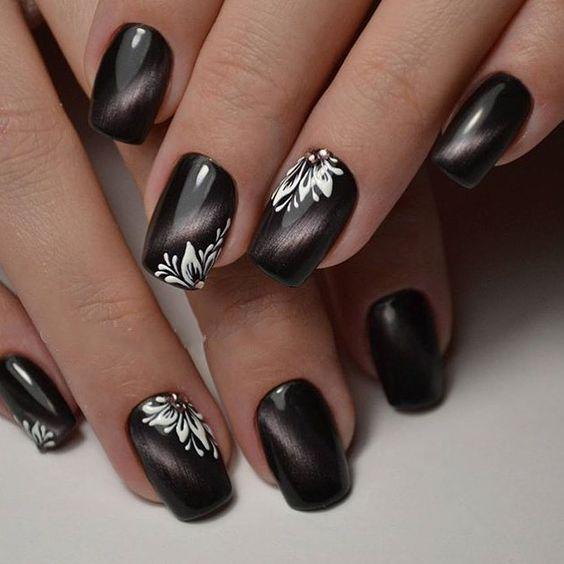 80 Incredible Black Nail Art Designs for Women and Girls img 36