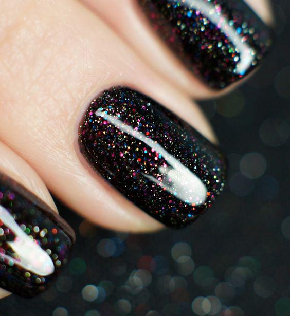 80 Incredible Black Nail Art Designs for Women and Girls img 49