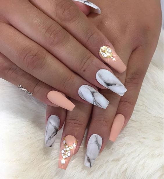 33 Fabulous Marble Nails You Need to See img 3