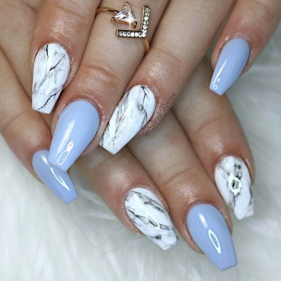 33 Fabulous Marble Nails You Need to See img 12