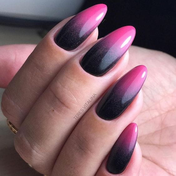 50+ Gorgeous Almond Acrylic Nails You Won't Resist img 48