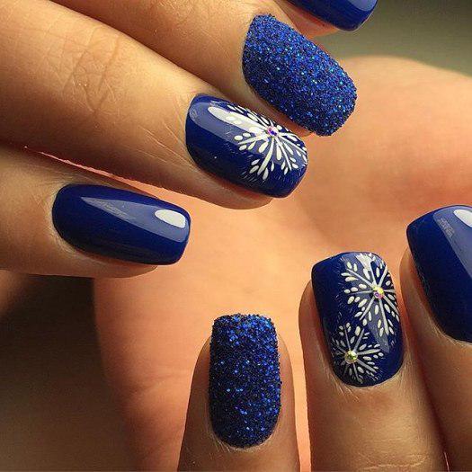 50+ The Best Winter Nail Art Design Ideas img 15