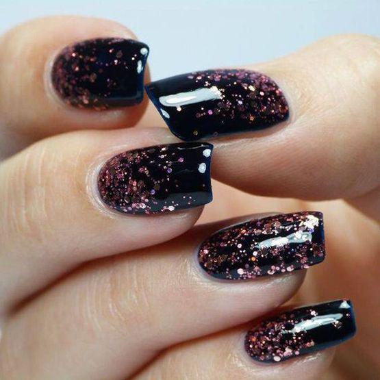 50+ The Best Winter Nail Art Design Ideas img 40