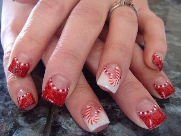 75+ Festive Christmas Red Nail Art Ideas img 25