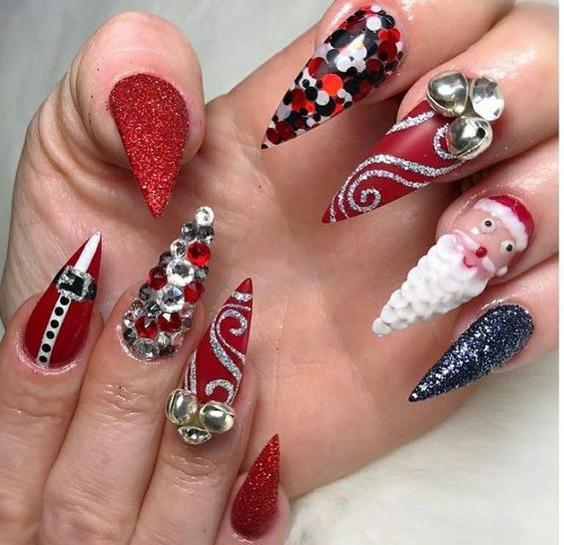 75+ Festive Christmas Red Nail Art Ideas img 54