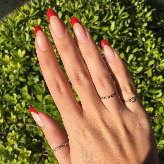 60+ Cool Stiletto Nails Designs To Try img 6