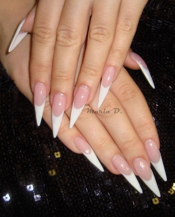 60+ Cool Stiletto Nails Designs To Try img 8