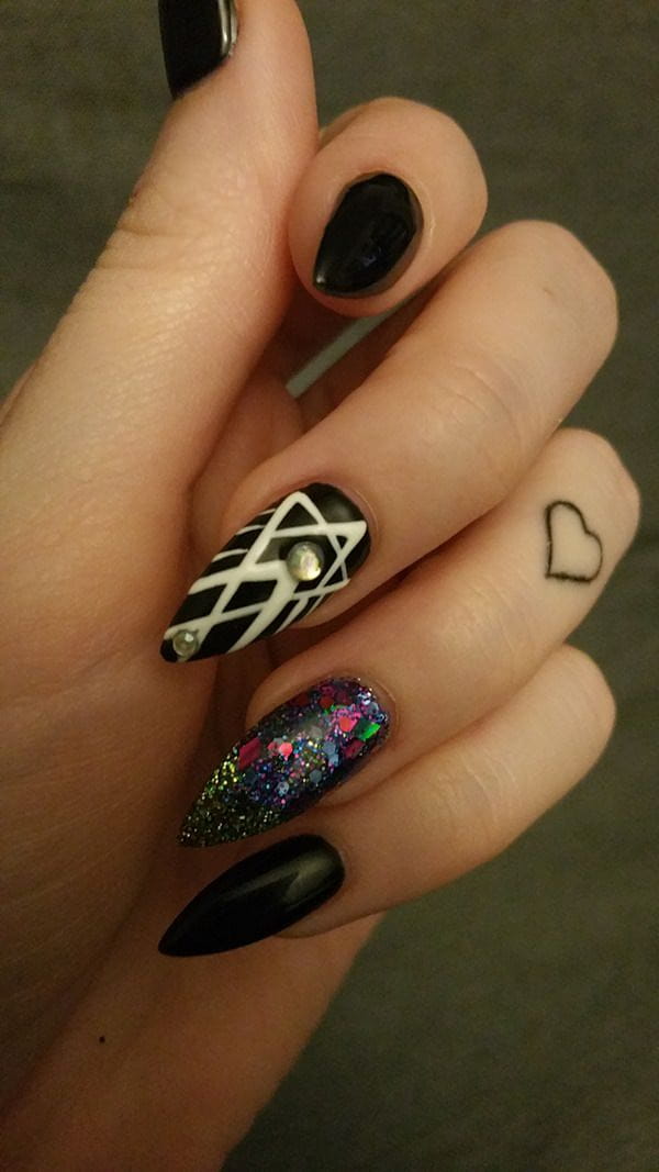 60+ Cool Stiletto Nails Designs To Try img 13