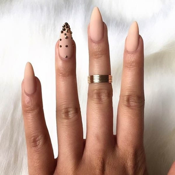 60+ Cool Stiletto Nails Designs To Try img 23