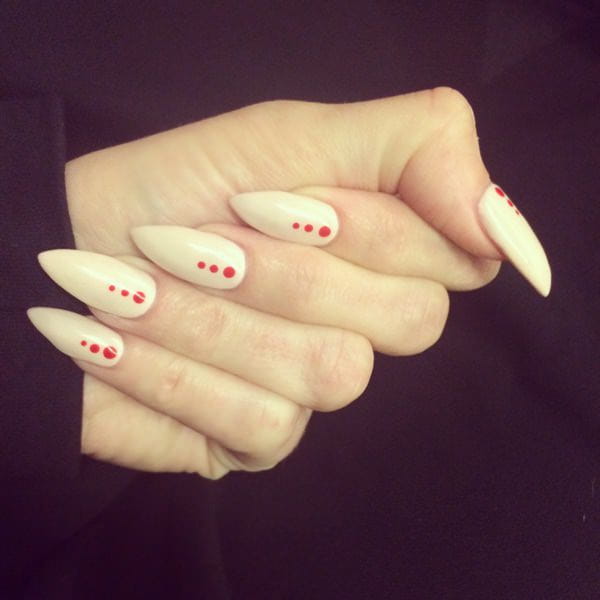 60+ Cool Stiletto Nails Designs To Try img 27