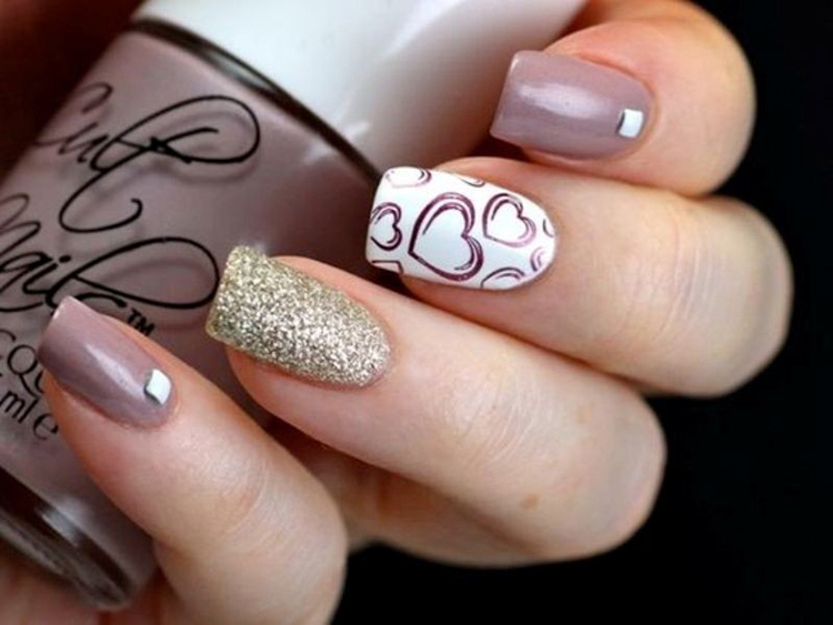 65 Ideas of Beautiful Valentine's Day Nail Designs img 33