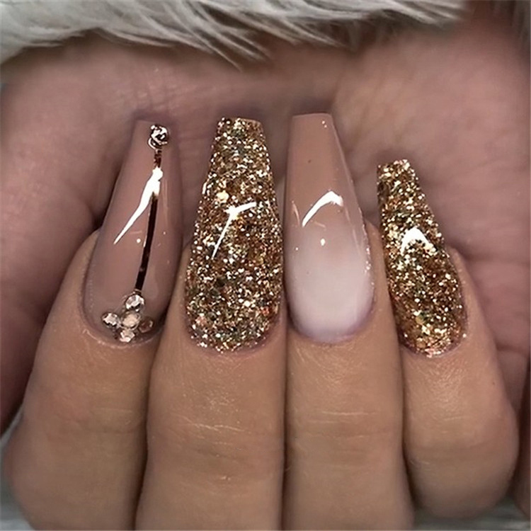 35 Awesome Coffin Nails Designs You'll Flip For in 2019 img 34