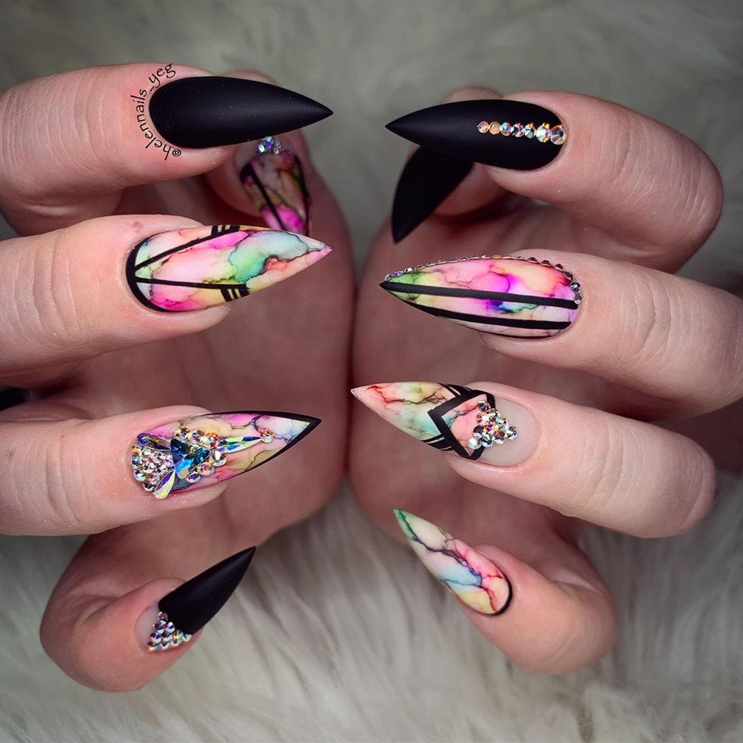 40 Cute Autumn Nail Designs You'll Want to Try images 37