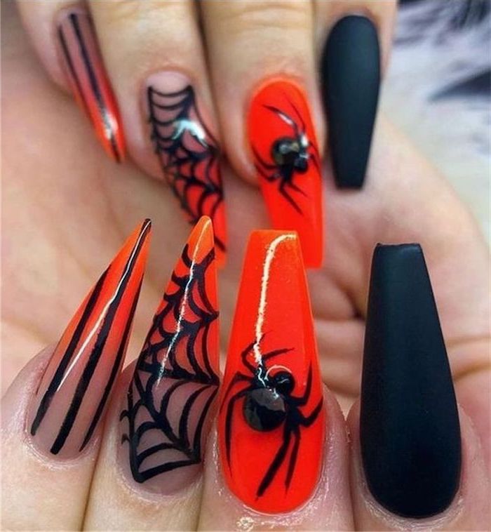 100+ Halloween Manicures You Need to See (and Try) images 56