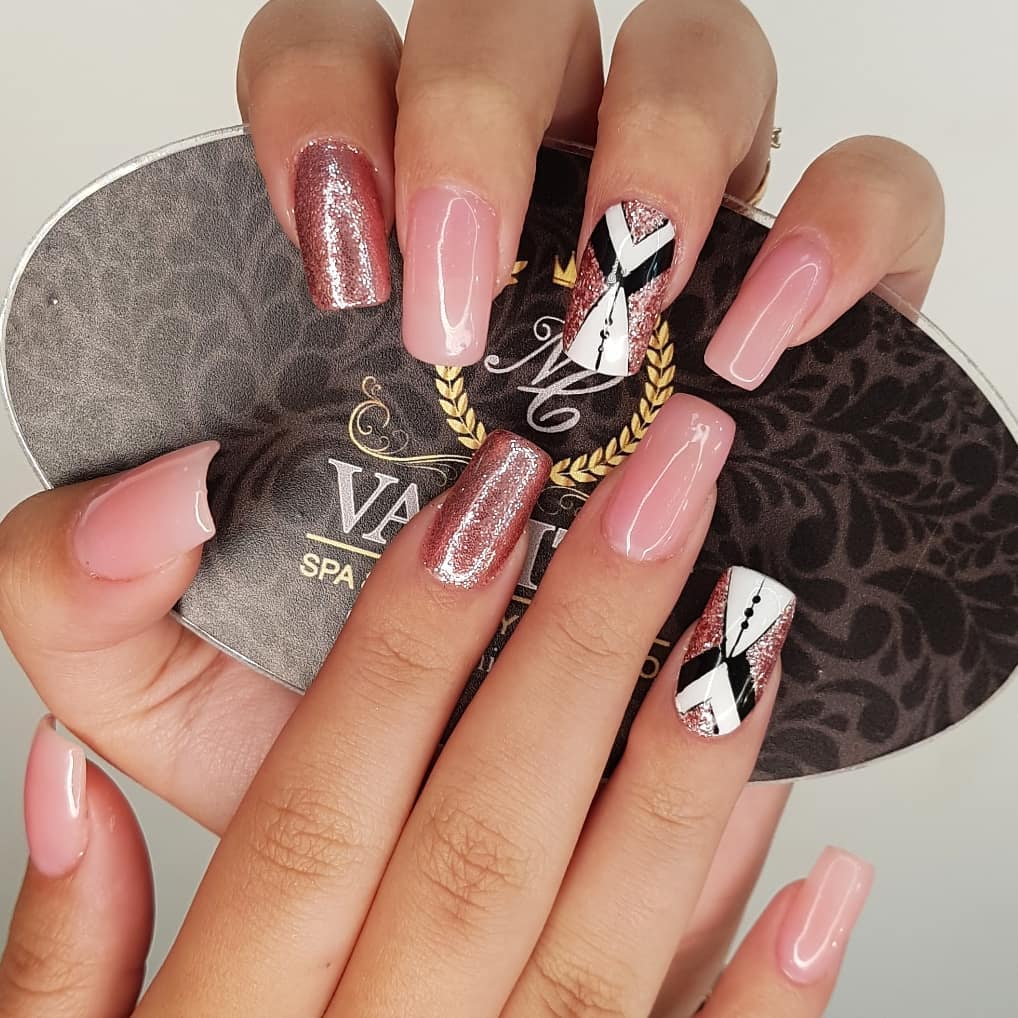 50 Nail Art Designs to Try Fall 2019 images 32