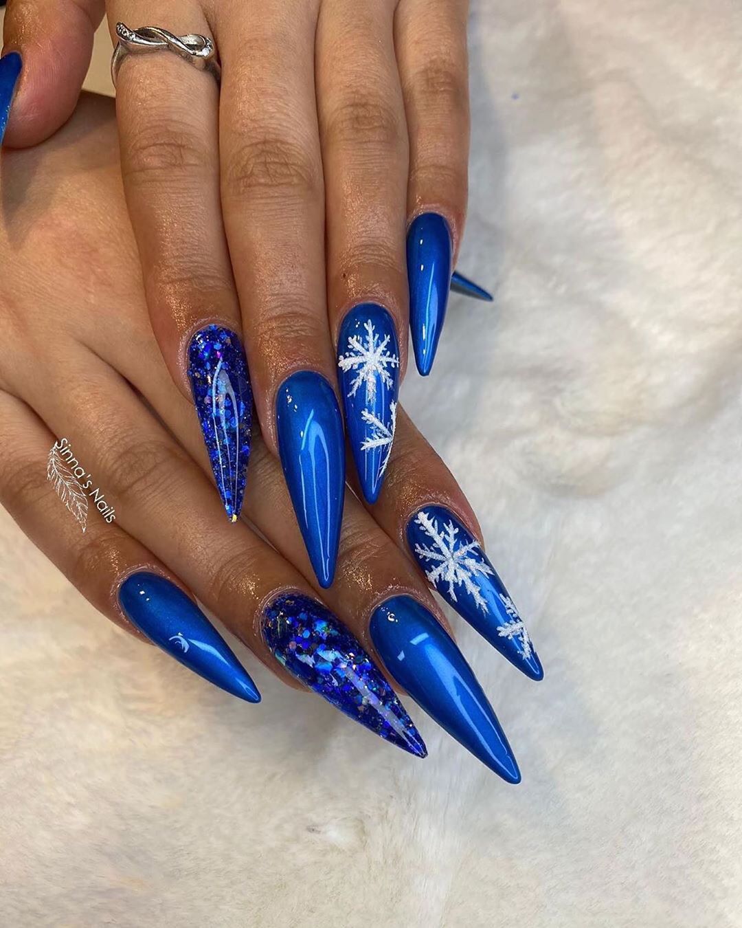 20+ Festive Christmas Nail Art Designs Ideas images 9