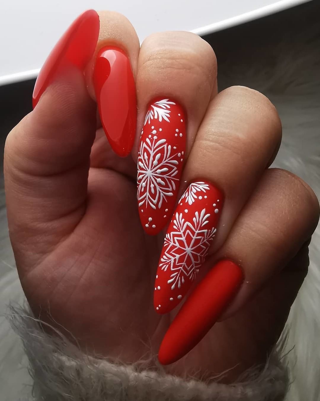 20+ Festive Christmas Nail Art Designs Ideas images 15