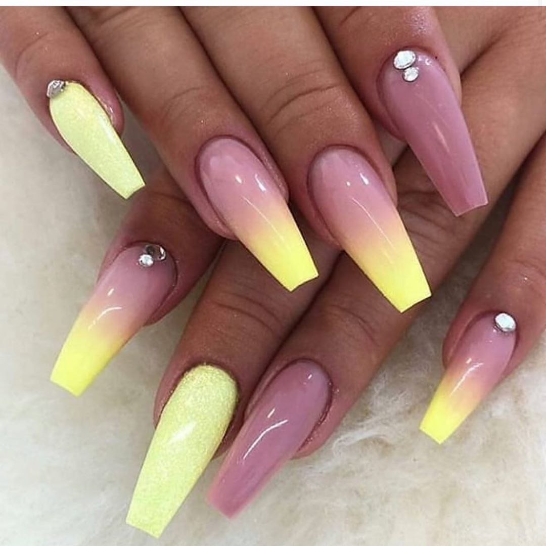 60+ Winter Nail Designs That Are Beyond Perfect images 37