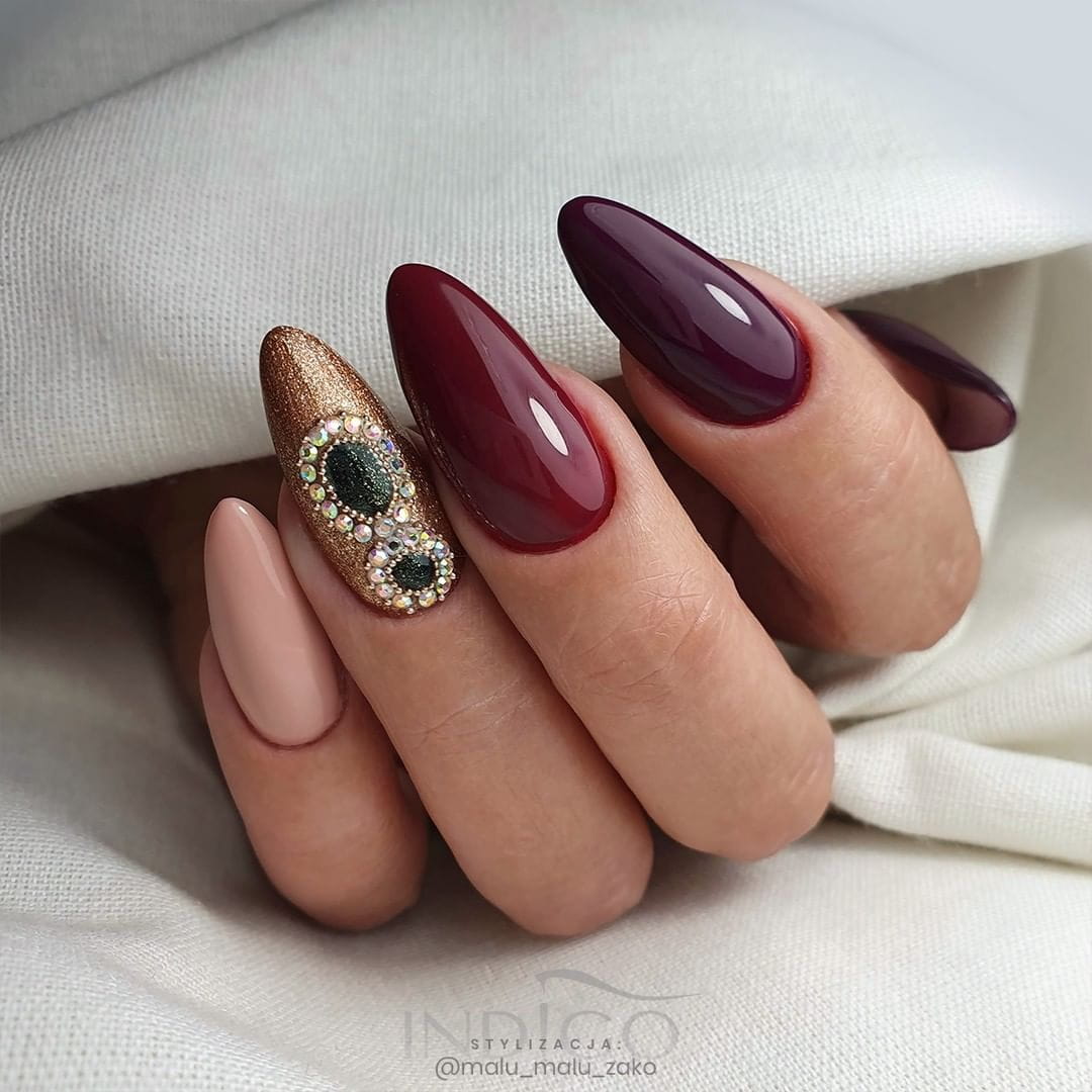 50 Sultry Burgundy Nail Ideas to Bring out Your Inner Sexy images 12