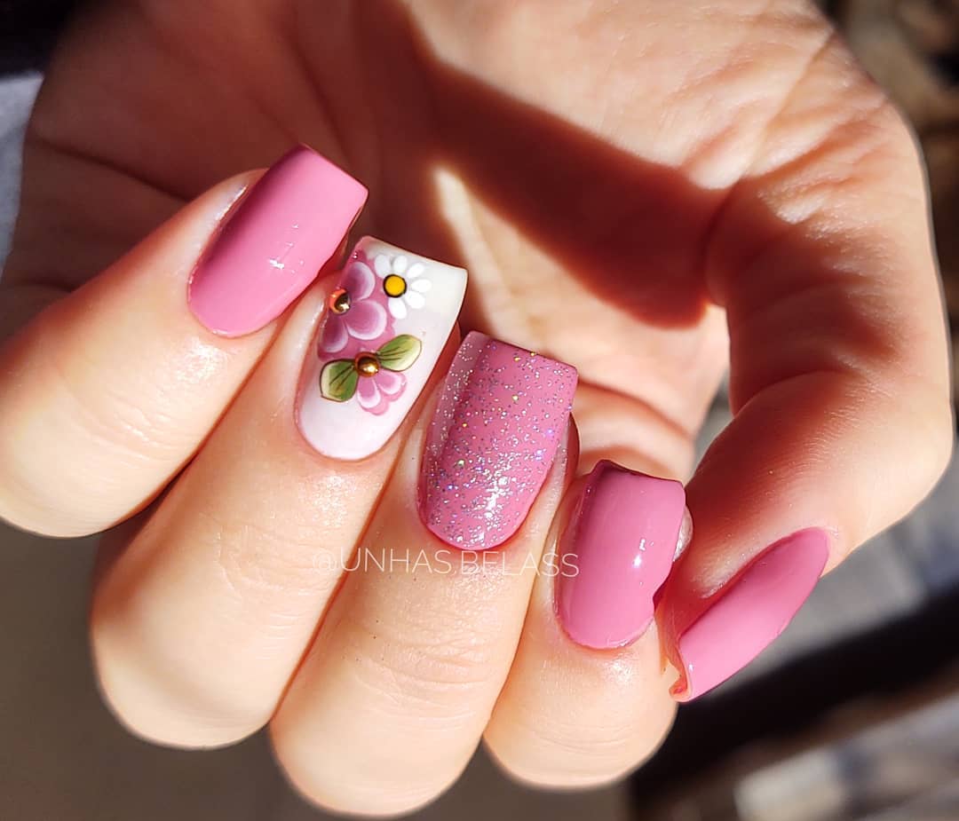 60+ Easy And Fun Summer-Inspired Nail Designs To Copy At Home images 37