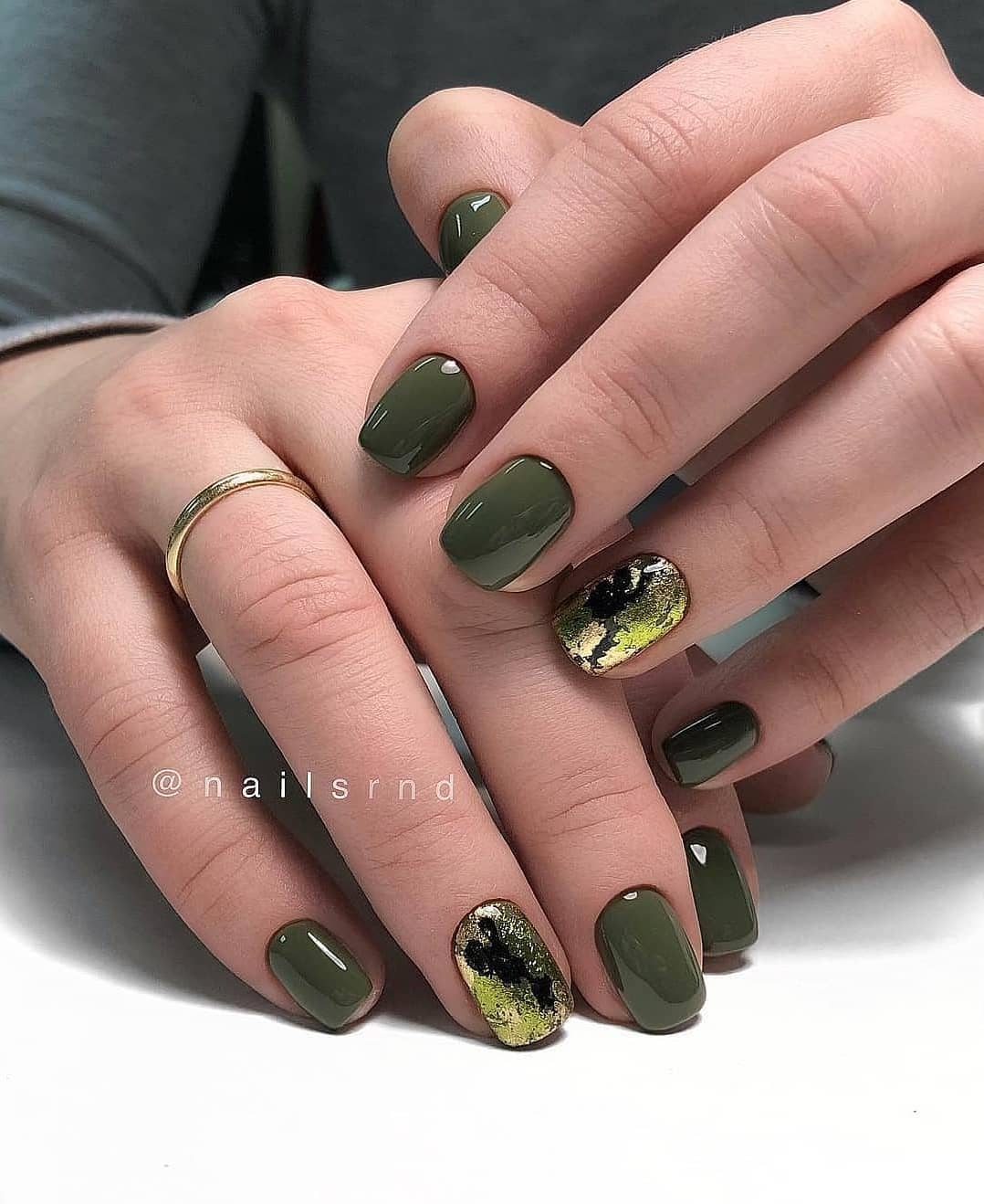 The Fall 2024 Nail Trends To Inspire Your Next Manicure images 15