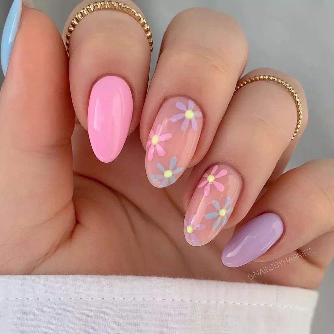 100+ Prettiest Fall Nail Designs And Ideas To Try In 2024 images 15