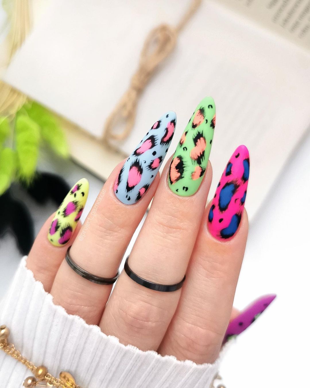 Nail Design 2023: Latest Trends And Ideas images 42