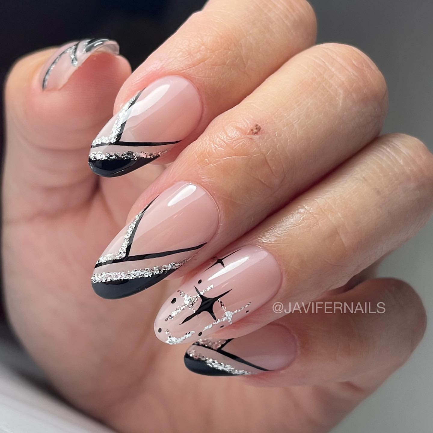 100+ Trendy And Cute Fall Nail Designs To Inspire You This Autumn In 2023 images 15
