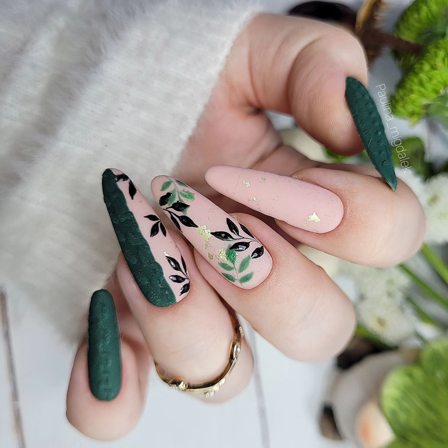 100+ Best Winter Nail Ideas And Designs To Try images 27