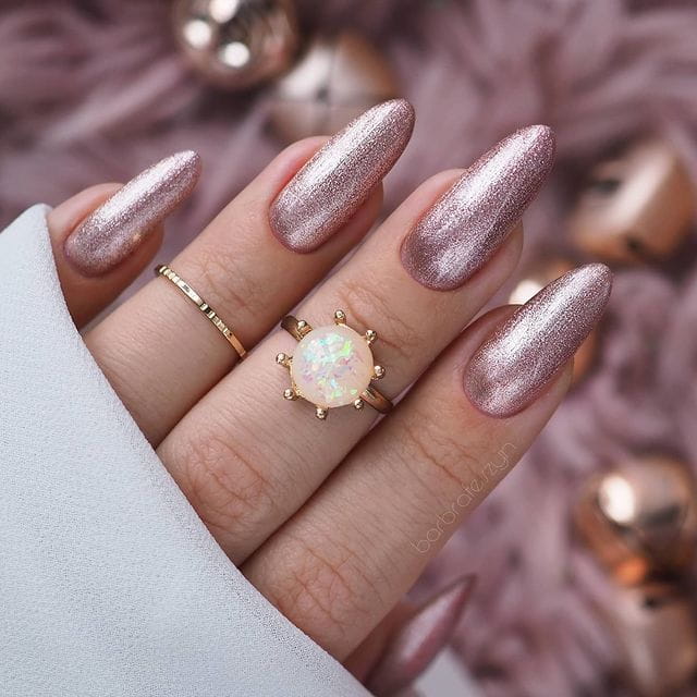 100+ Best Winter Nail Ideas And Designs To Try images 40