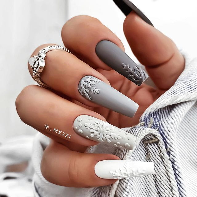 100+ Best Winter Nail Ideas And Designs To Try images 42