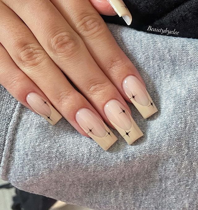 100+ Best Winter Nail Ideas And Designs To Try images 56