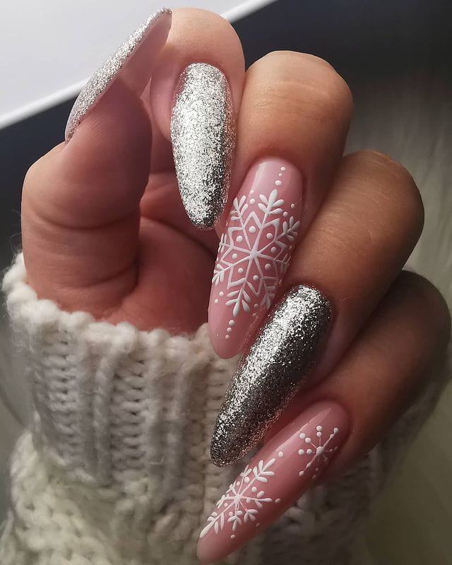 100+ Best Winter Nail Ideas And Designs To Try images 60