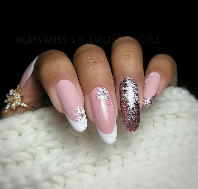 100+ Best Winter Nail Ideas And Designs To Try images 62