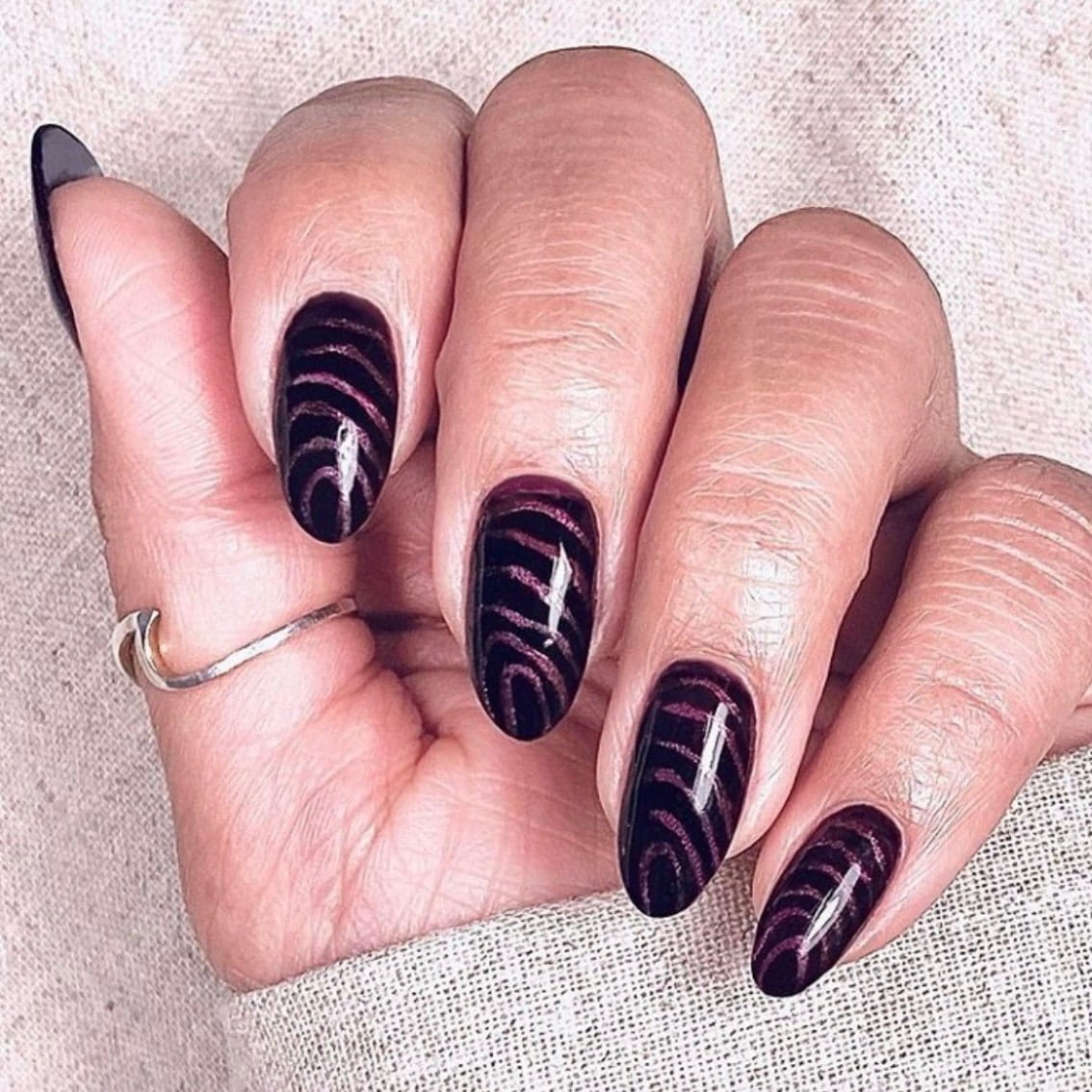 100+ Best Winter Nail Ideas And Designs To Try images 71