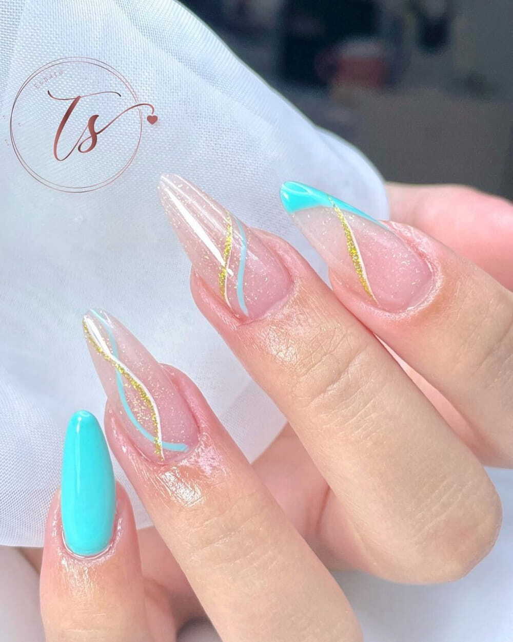 35 Cool Summer Nails To Try This Season 2024 images 16