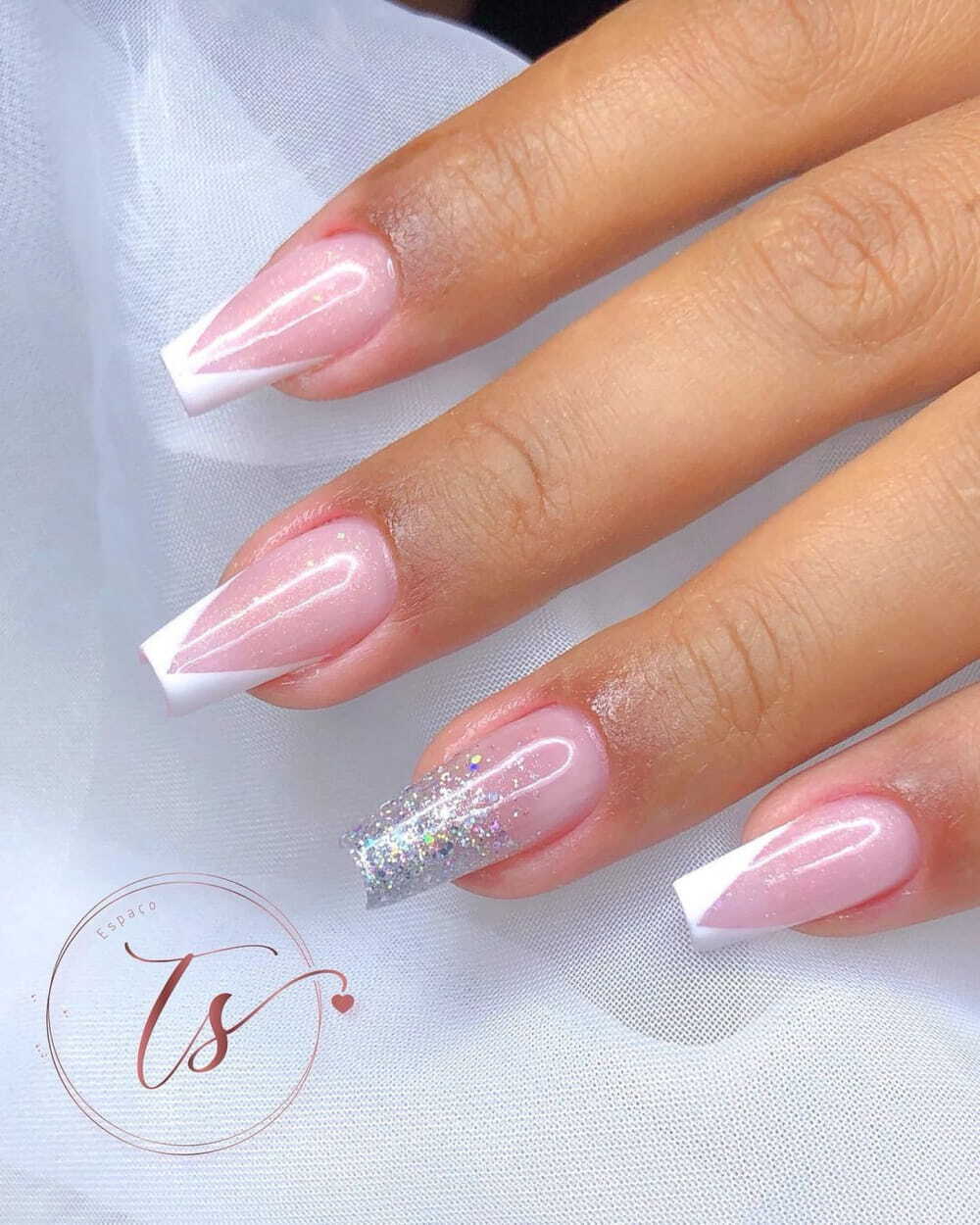 35 Cool Summer Nails To Try This Season 2024 images 20