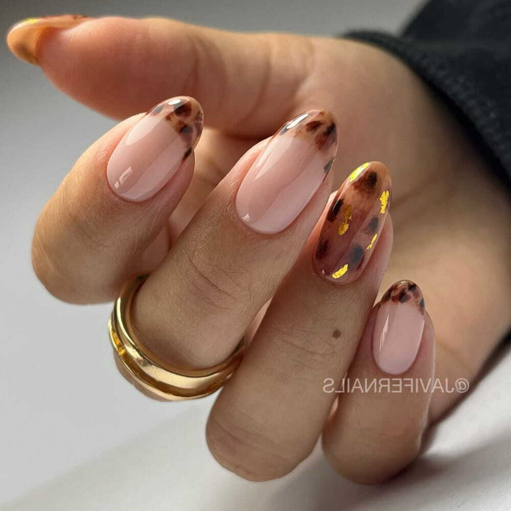 Top 50+ Fall Nail Art Colors You Need To Try This Season images 27