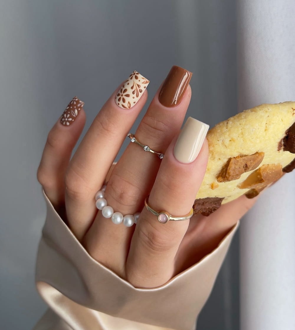 50+ Best Autumn Nail Ideas That'Ll Bring The Cozy Vibes images 39