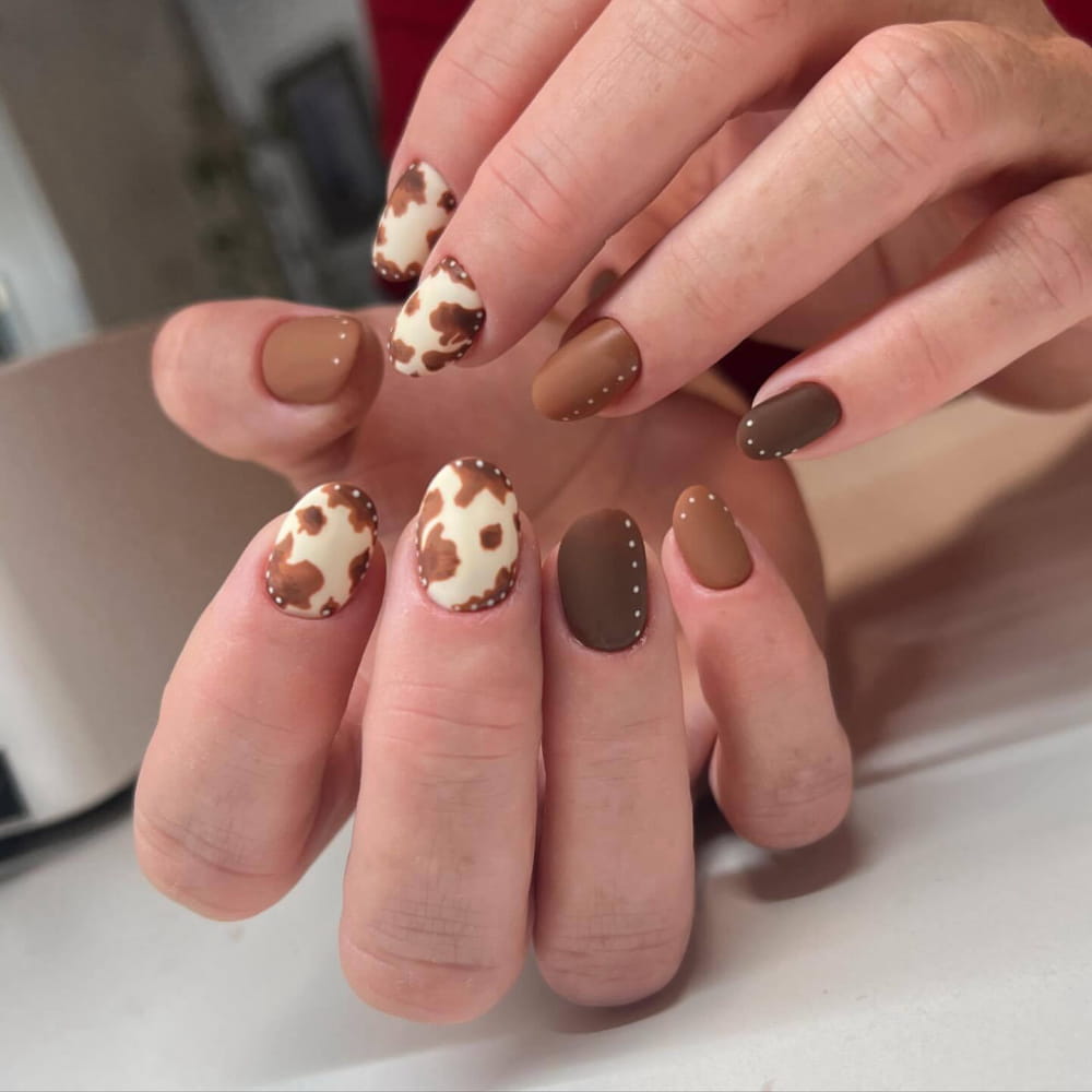 50+ Best Autumn Nail Ideas That'Ll Bring The Cozy Vibes images 42