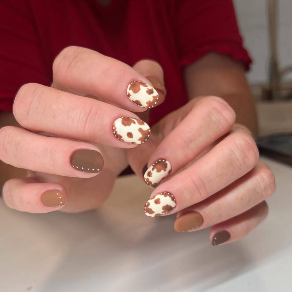 50+ Best Autumn Nail Ideas That'Ll Bring The Cozy Vibes images 43