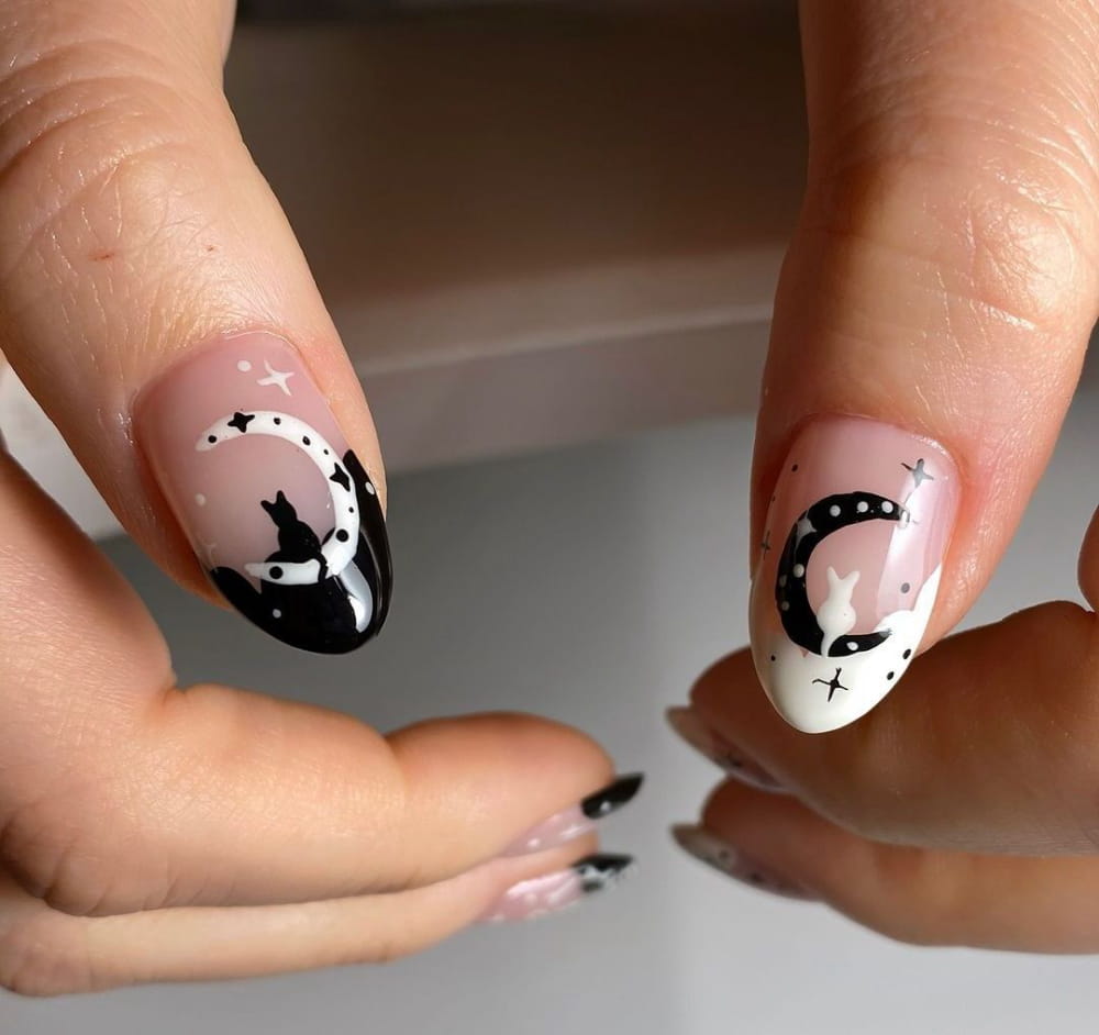 Trendy Halloween Nail Designs For 2024 images 20