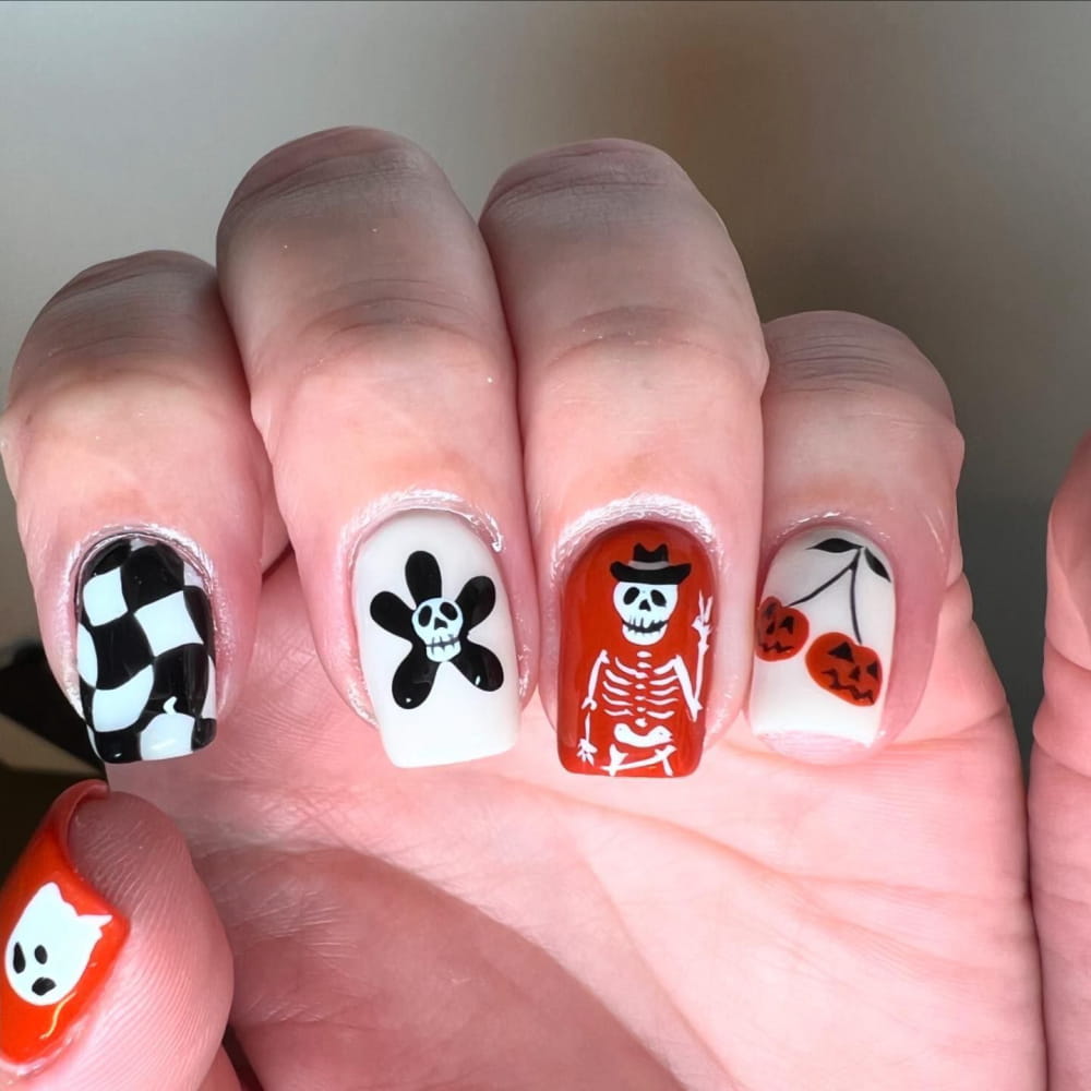 Trendy Halloween Nail Designs For 2024 images 24